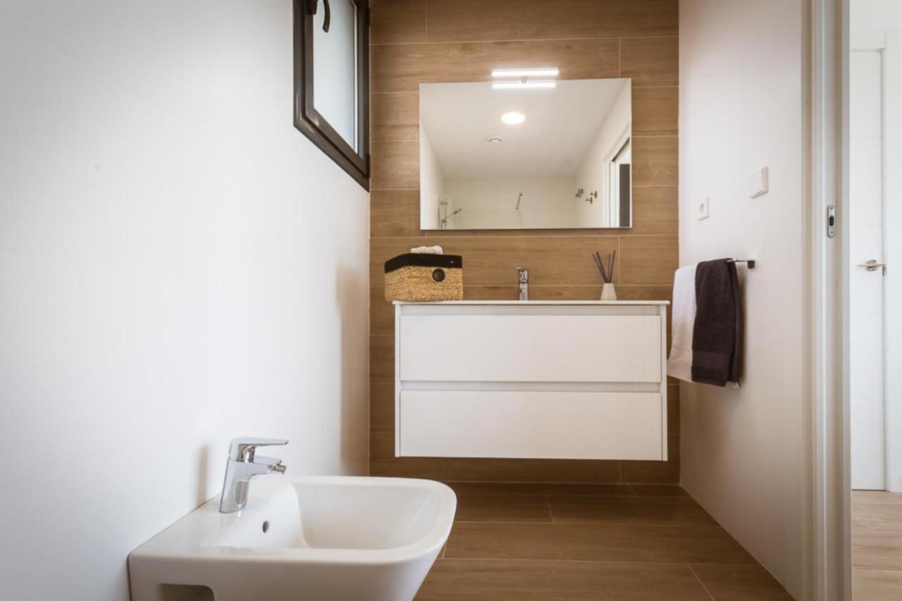 Modern Sea Front Sea Water Apartment อาลิกันเต ภายนอก รูปภาพ